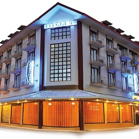 Central Hotel Каєнна Екстер'єр фото