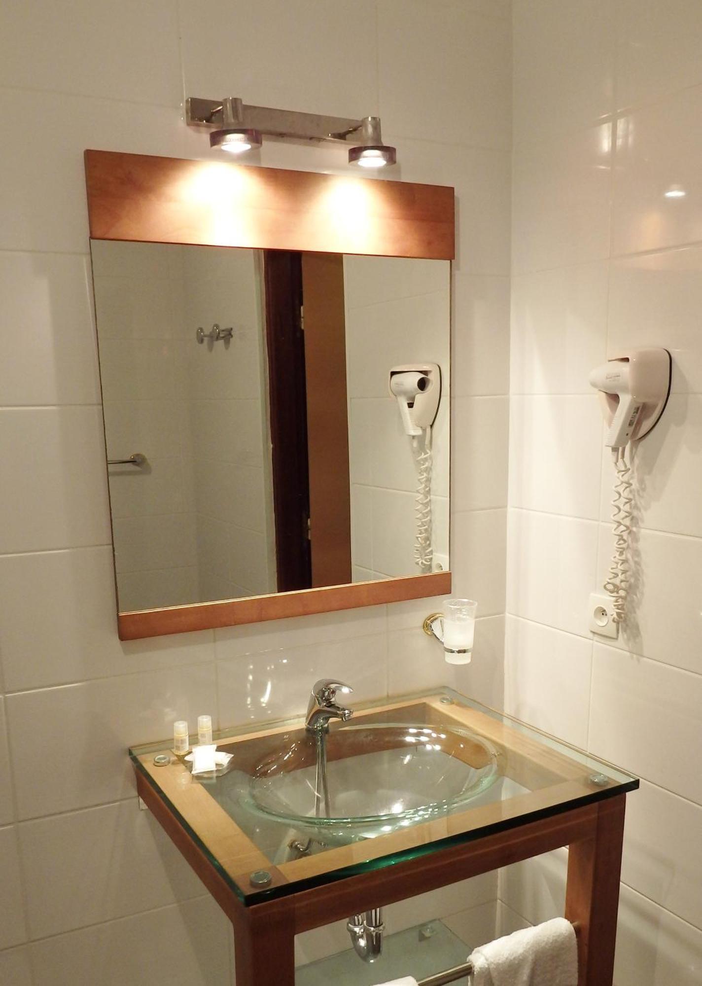 Central Hotel Каєнна Екстер'єр фото
